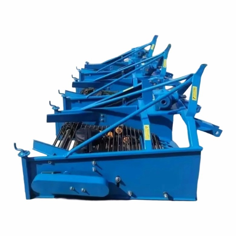 2-Traction-type potato harvester